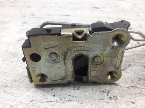 Front right lock NISSAN INTERSTAR Van (X70)  | BP21456714C97 