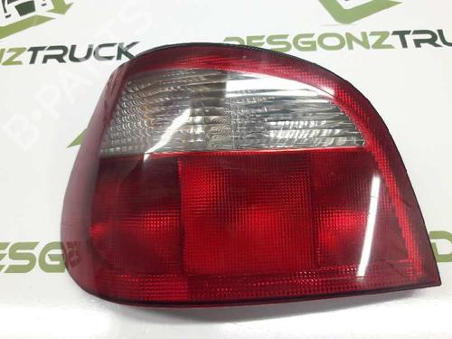 Used Left taillight RENAULT MEGANE I (BA0/1_) 1.9 dCi (BA05, BA1F) (102 hp) 21456152