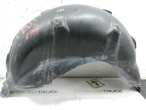 Used Wheel arch MERCEDES-BENZ M-CLASS (W163) ML 270 CDI (163.113) (163 hp) 21437903