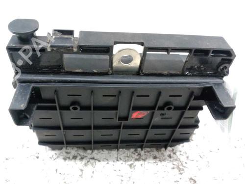 Fuse box PEUGEOT 307 (3A/C) | BP21442234E1