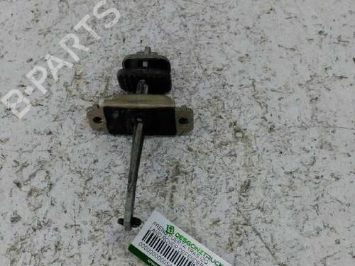 Used Hinge/Door check strap LAND ROVER DEFENDER Station Wagon (L316, L315) [1990-2017]  21446312