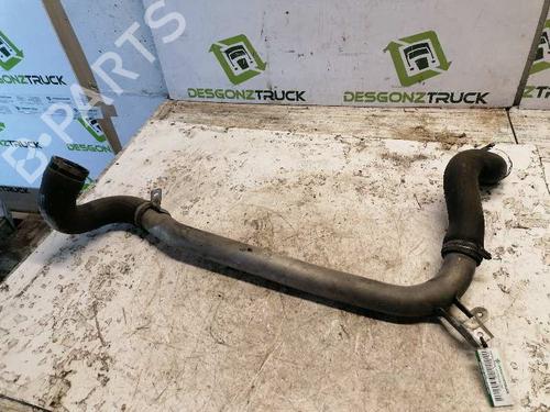 Used Intercooler pipe OPEL SIGNUM Hatchback (Z03) [2003-2008]  21482075