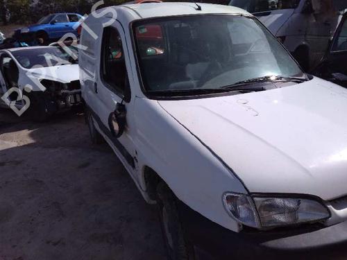 Engine control unit (ECU) PEUGEOT PARTNER Box Body/MPV (5_, G_)  | BP21470621M57 
