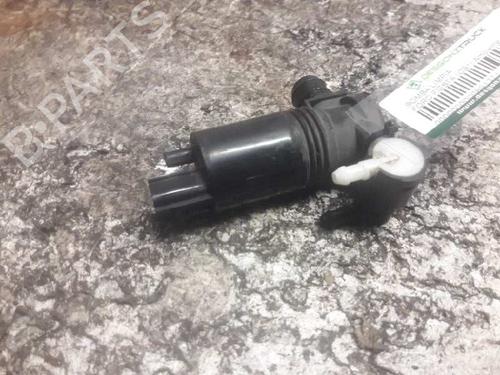 Used Washer pump FORD FIESTA VI (CB1, CCN) [2008-2017]  21472564