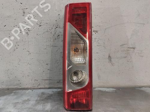 Used Left taillight PEUGEOT EXPERT Tepee (VF3X_) 2.0 HDi 120 (120 hp) 31043286