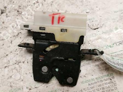 Used Tailgate lock RENAULT LAGUNA II Grandtour (KG0/1_) [2001-2007]  21475997