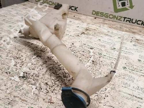 Used Windscreen washer tank VW POLO (9N_, 9A_) 1.4 TDI (80 hp) 21476550