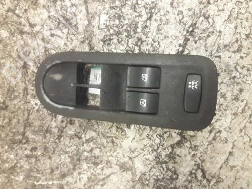Used Left front window switch RENAULT MEGANE II (BM0/1_, CM0/1_) [2001-2012]  21462977