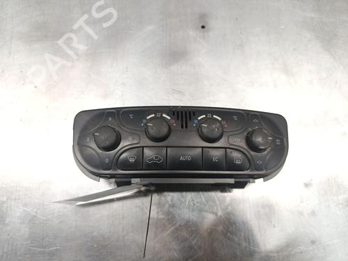 Commande Chauffage MERCEDES-BENZ C-CLASS (W203) C 220 CDI (203.006) (136 hp) 30533468