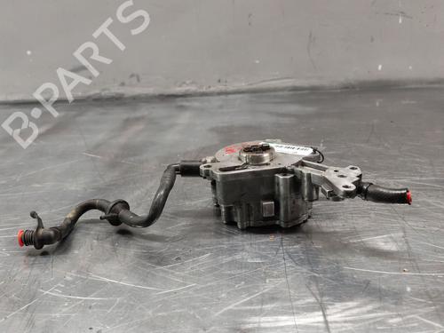 Used Vacuum pump VW CADDY III Box Body/MPV (2KA, 2KH, 2CA, 2CH) 2.0 SDI (70 hp) 32507969