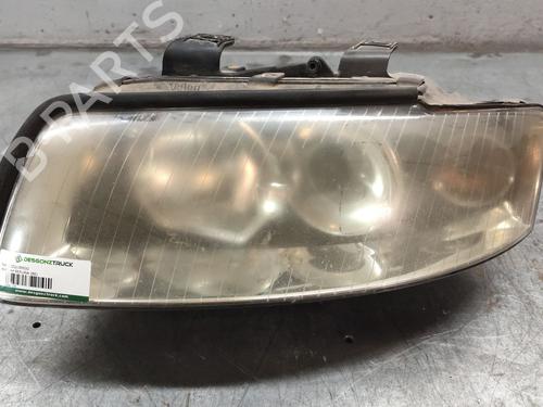 Venstre forlygte AUDI A4 B6 (8E2) 2.5 TDI (155 hp) 28818329