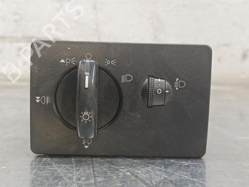 Commande de phare FORD FOCUS C-MAX (DM2) [2003-2007]  32011157