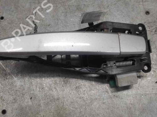 Used Front right exterior door handle OPEL ZAFIRA / ZAFIRA FAMILY B (A05) [2005-2019]  21400986