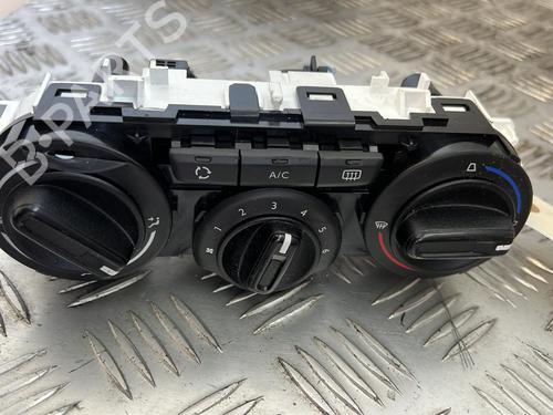 Used Climate control CITROËN C3 / C3 ORIGIN III (SX) 1.2 VTi 82 (82 hp) 21354356