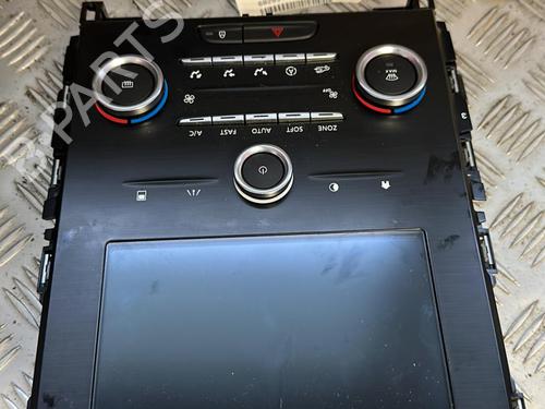 Display RENAULT MEGANE IV Hatchback (B9A/M/N_) 1.5 Blue dCi 115 (B9A6) (116 hp) 21340728