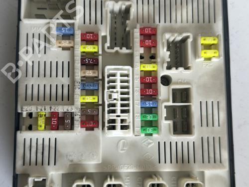 Used Fuse box RENAULT MEGANE III Coupe (DZ0/1_) 1.5 dCi (DZ09, DZ0D, DZ1F, DZ1G, DZ14, DZ29) (110 hp) 21329544