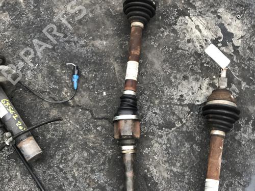 Used Right front driveshaft PEUGEOT 208 I (CA_, CC_) 1.6 GTi (200 hp) 21848573