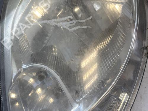 Used Left headlight RENAULT TRAFIC II Van (FL) 2.0 dCi 115 (FL01, FL0U) (114 hp) 24952034