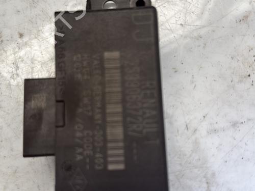 Used Control unit RENAULT MEGANE III Hatchback (BZ0/1_, B3_) 1.5 dCi (BZ09, BZ0D, BZ1W, BZ29, BZ14) (110 hp) 27212824