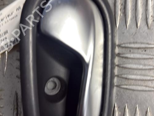 Maneta interior trasera derecha DACIA SANDERO II TCe 90 (B8M1, B8MA, B8AC) (90 hp) 32126254