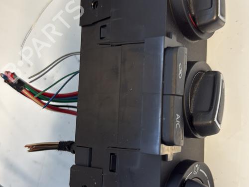 Climate control VW POLO V (6R1, 6C1) 1.4 TDI | BP21785612I5 