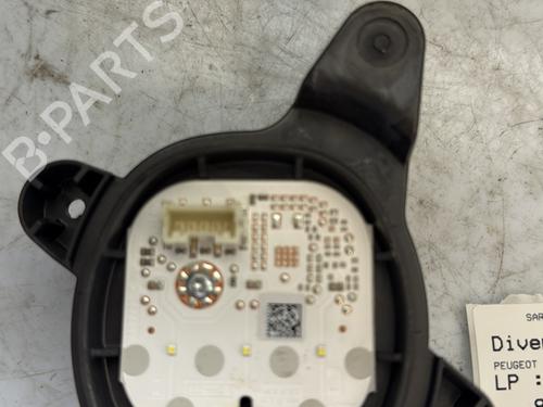 Elektronische module PEUGEOT 2008 II (UD_, US_, UY_, UJ_, UR_, UC_) 1.2 PureTech 130 (USHNS, URHNS) (130 hp) 25381103