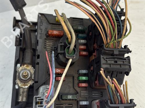 Fuse box PEUGEOT 307 SW (3H) 1.6 HDI 110 | BP26154369E1 