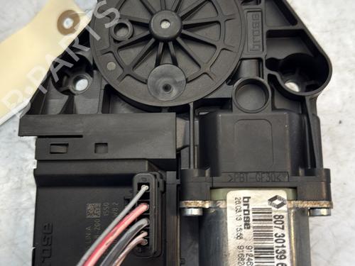 Used Right front window motor RENAULT MEGANE III Hatchback (BZ0/1_, B3_) 1.5 dCi (BZ0C) (90 hp) 25474964