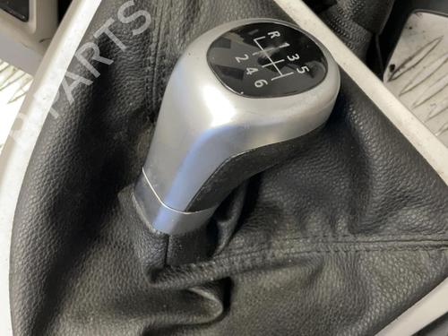 Used Gear lever BMW 3 (F30, F80) 316 d (116 hp) 21358614
