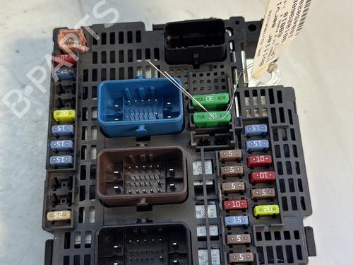 Fuse box CITROËN C4 II (NC_) 1.6 BlueHDi 120 | BP27271153E1 