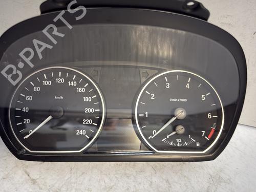 Used Instrument cluster BMW 1 (E81) 118 i (143 hp) 25624339