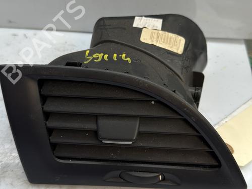 Luftventilen RENAULT MEGANE III Hatchback (BZ0/1_, B3_) 1.5 dCi (BZ09, BZ0D, BZ1W, BZ29, BZ14) (110 hp) 24646284