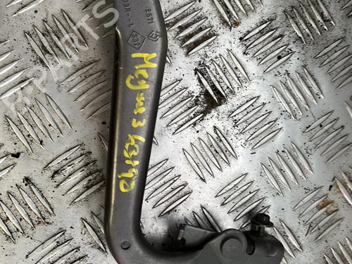 Used Hinge/Door check strap RENAULT MEGANE III Hatchback (BZ0/1_, B3_) 1.5 dCi (BZ09, BZ0D, BZ1W, BZ29, BZ14) (110 hp) 21339506