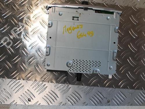 Used Radio RENAULT MEGANE III Hatchback (BZ0/1_, B3_) 1.5 dCi (BZ09, BZ0D, BZ1W, BZ29, BZ14) (110 hp) 21329197