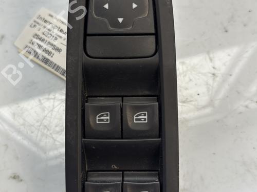 Used Left front window switch RENAULT MEGANE IV Hatchback (B9A/M/N_) 1.5 Blue dCi 115 (B9A6) (116 hp) 26958894