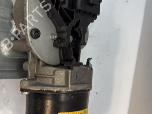 Used Front wiper motor RENAULT SCÉNIC II (JM0/1_) 2.0 dCi (JM1K) (150 hp) 25282824