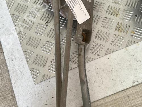 Used Front wiper motor FORD FIESTA VI (CB1, CCN) 1.6 TDCi (95 hp) 21356695