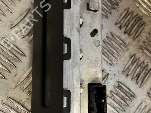 Used Display monitor PEUGEOT 206 Hatchback (2A/C) 1.4 16V (88 hp) 21338990