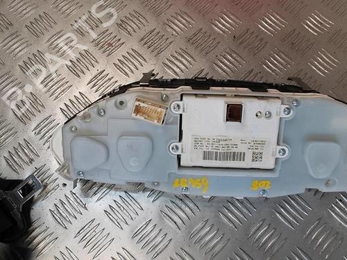 Used Instrument cluster PEUGEOT 208 I (CA_, CC_) 1.4 HDi (68 hp) 21348211