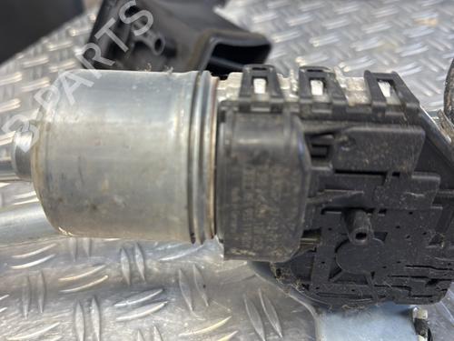 Used Front wiper motor AUDI A4 B7 (8EC) 2.7 TDI (180 hp) 23797763