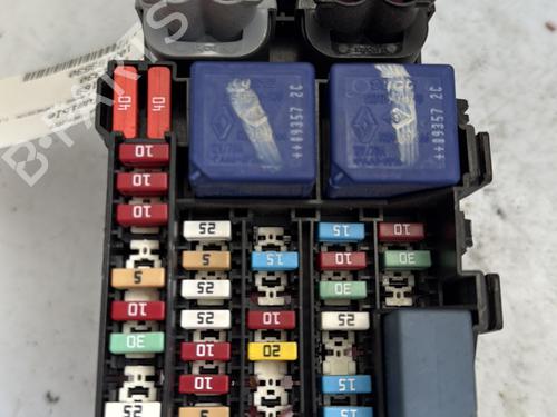 Used Electronic module RENAULT SCÉNIC III (JZ0/1_) 1.5 dCi (106 hp) 24435640