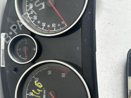 Used Instrument cluster OPEL ASTRA H (A04) 1.7 CDTI (L48) (80 hp) 21353277