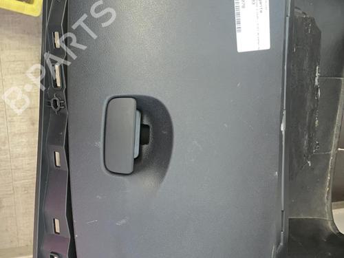 Used Glove box RENAULT MEGANE III Hatchback (BZ0/1_, B3_) 1.5 dCi (BZ1G, BZ1W, BZ0R) (95 hp) 21351363