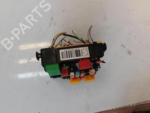 Used Fuse box PEUGEOT 208 I (CA_, CC_) 1.0 VTi (68 hp) 21344475