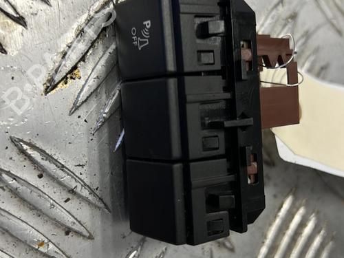 Used Switch PEUGEOT 3008 I MPV (0U_) 1.6 HDi (114 hp) 21331486