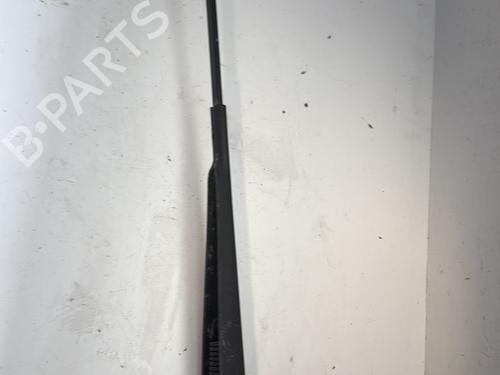 Used Front windshield wiper arm VW POLO V (6R1, 6C1) 1.2 (60 hp) 25759417