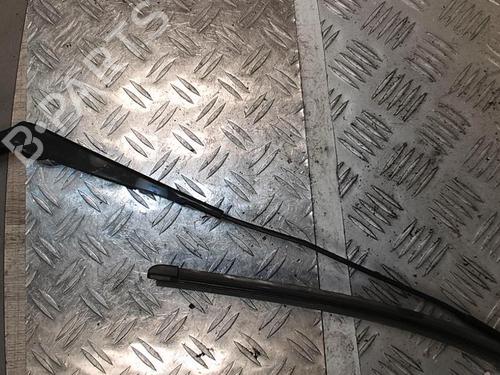 Used Front windshield wiper arm PEUGEOT 208 I (CA_, CC_) 1.6 BlueHDi 100 (100 hp) 21344789