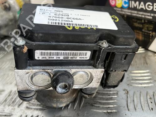 Used ABS pump NISSAN MICRA III (K12) 1.2 16V (65 hp) 21339184