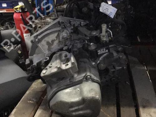 Used Gearbox CITROËN C3 II (SC_) 1.1 i (60 hp) 21359554