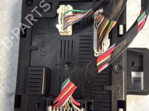Used Fuse box RENAULT MODUS / GRAND MODUS (F/JP0_) 1.4 (JP01, JP0J) (98 hp) 25626993